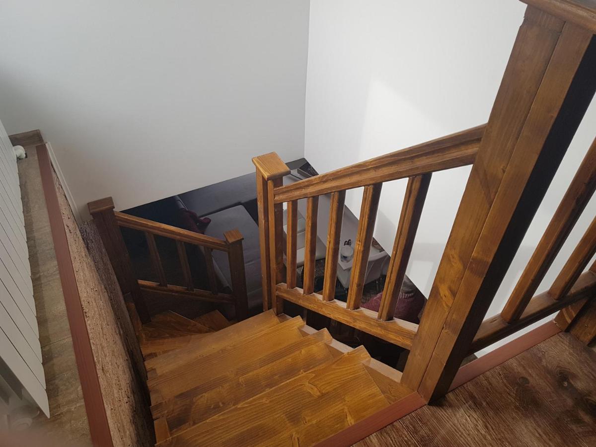 Casa Cojanu Hotell Petroşani Exteriör bild