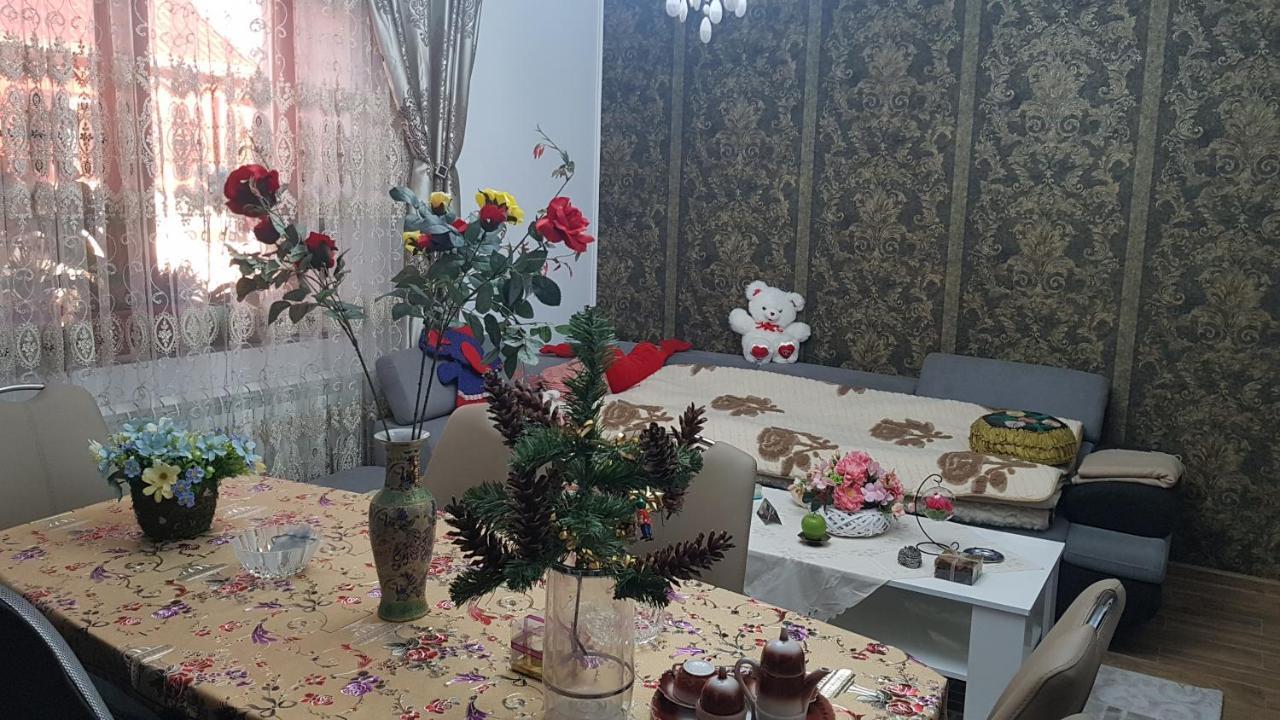 Casa Cojanu Hotell Petroşani Exteriör bild