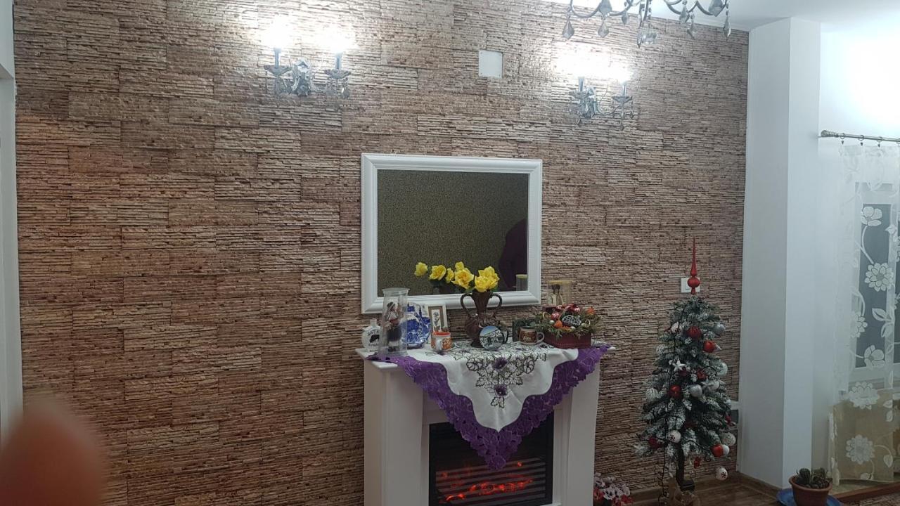 Casa Cojanu Hotell Petroşani Exteriör bild